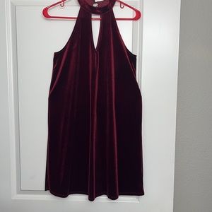 Red velvet sleeveless dress